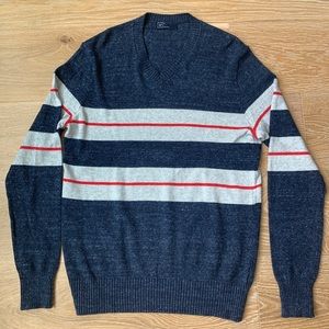 Gap long sleeve sweater, excellent used condition